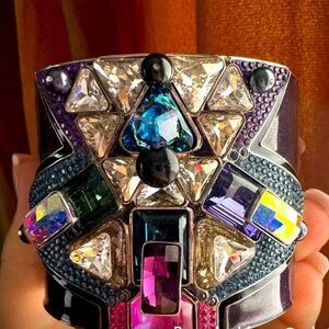 Swarovski buzz bracelet / cuff